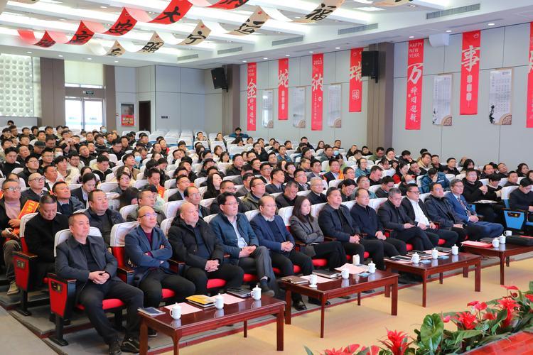 焦作龙佰集团是国企吗/焦作龙佰集团怎么样-第2张图片 焦作龙佰集团是国企吗/焦作龙佰集团怎么样-第2张图片
