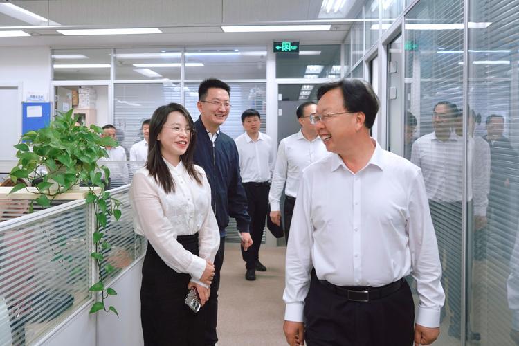 2020际华集团会停牌吗，2020际华集团重组的机会